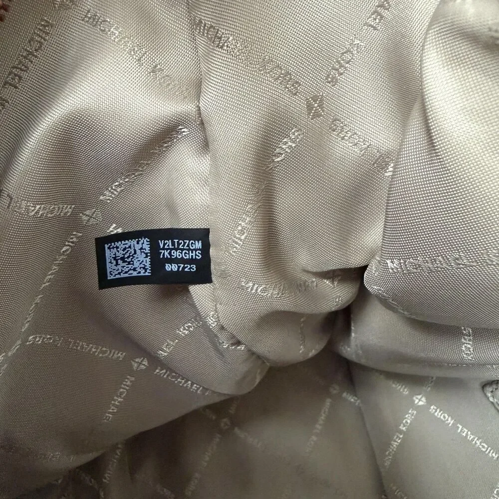 Michael Kors Tote Bag Womens Large Beige Logo Canvas Leather Trim Zip Gold Charm